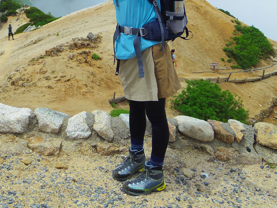 登山靴・トレッキングシューズ