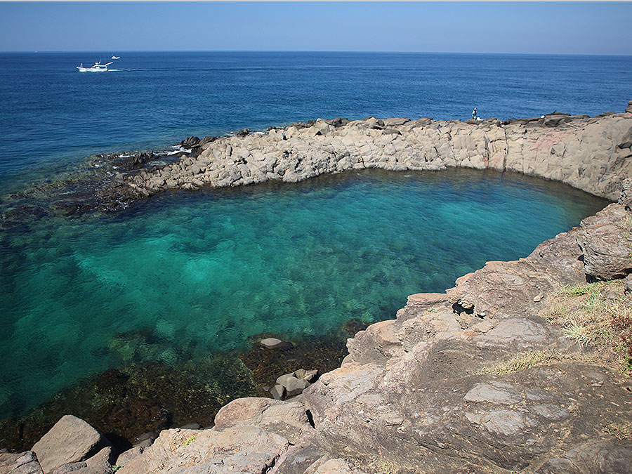 平家盛公上陸地（船隠し）