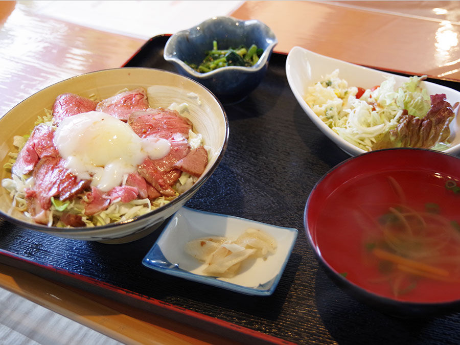 ローストビーフ丼セット