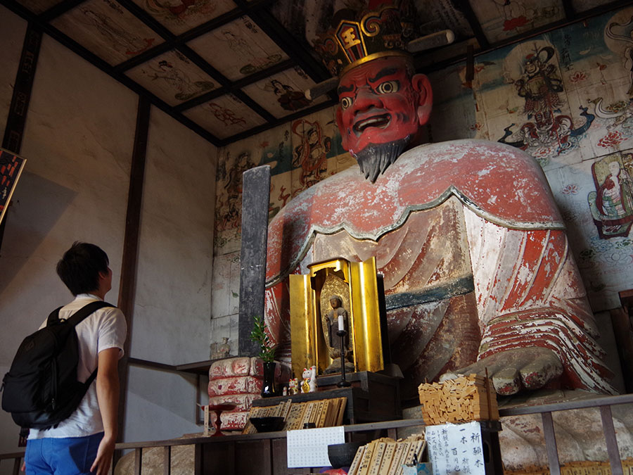 典厩寺・閻魔大王像