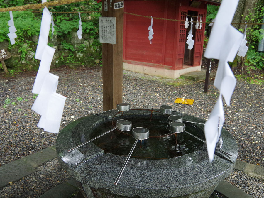 戸隠神社中社