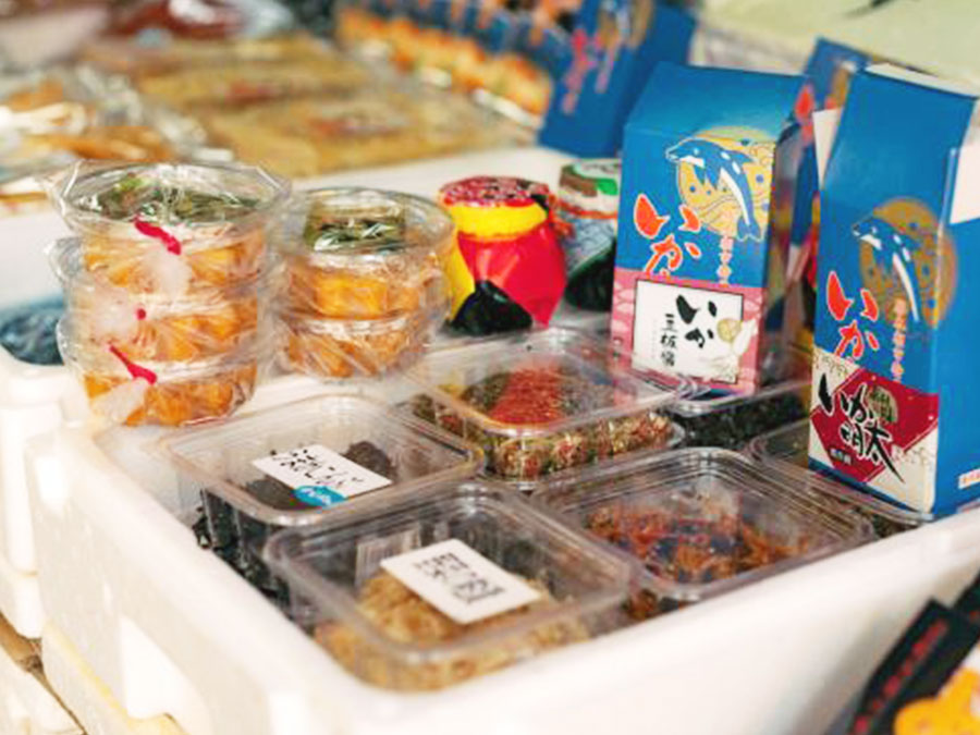 勝本朝市の海産物