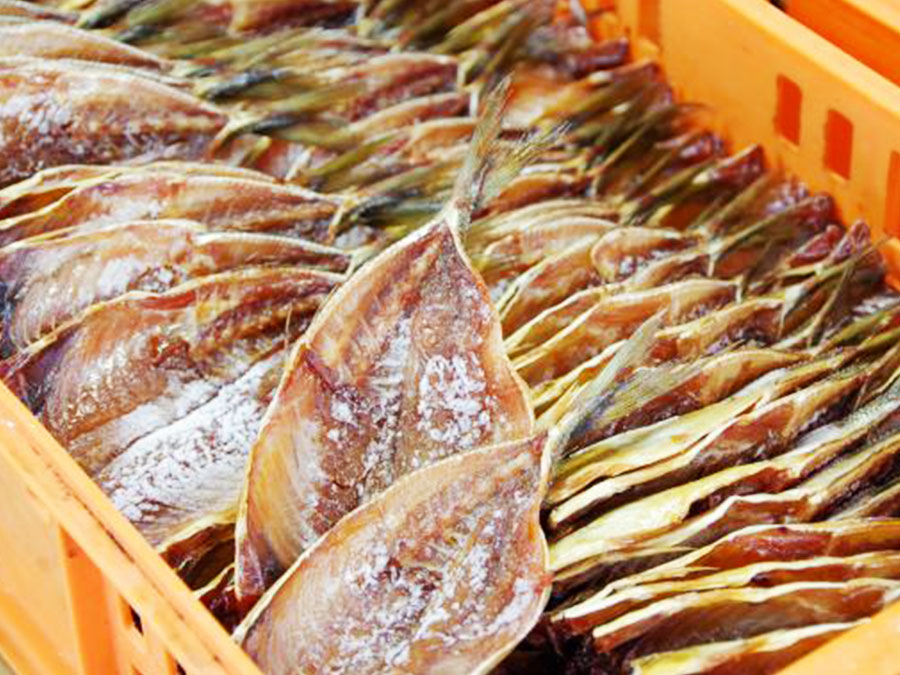 勝本朝市の干物