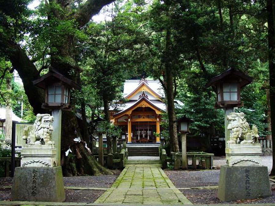 住吉神社の境内