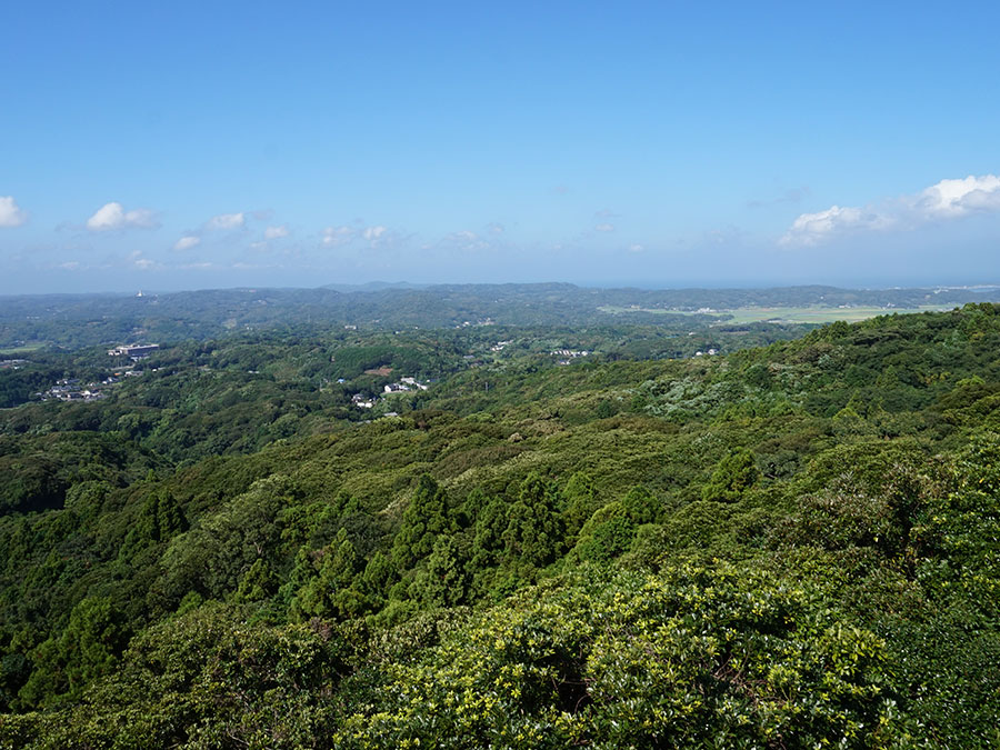 岳ノ辻展望台から北東の風景