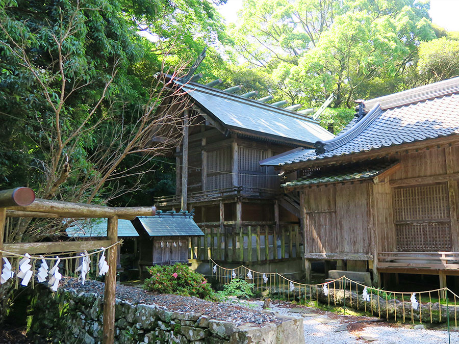 和多都美神社の本殿