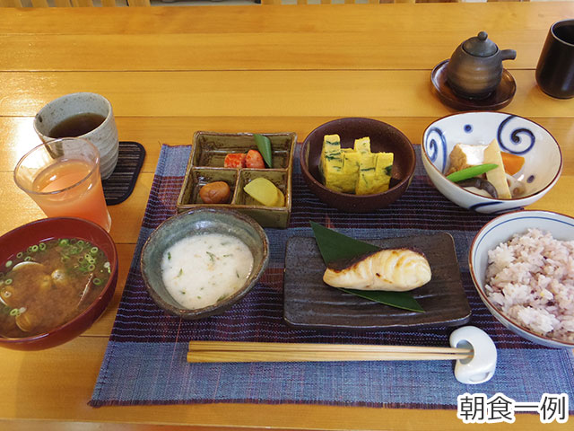 くつろぎの宿てつ家・朝食一例