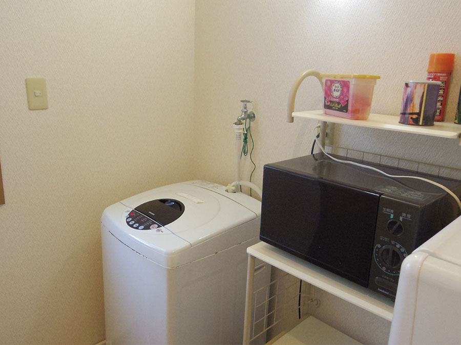バンブーインの洗濯機と電子レンジ