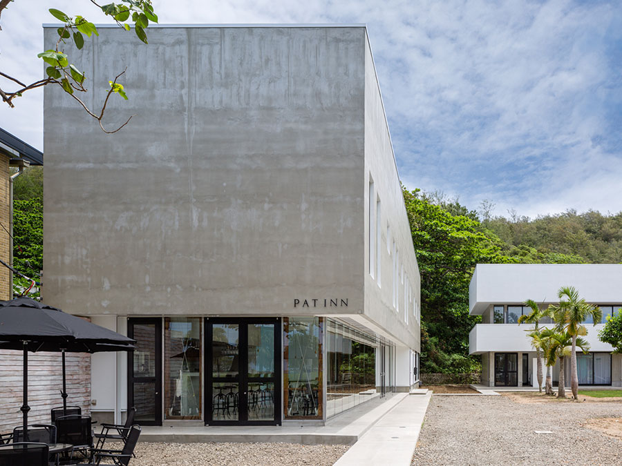 ホテルPATINNの外観