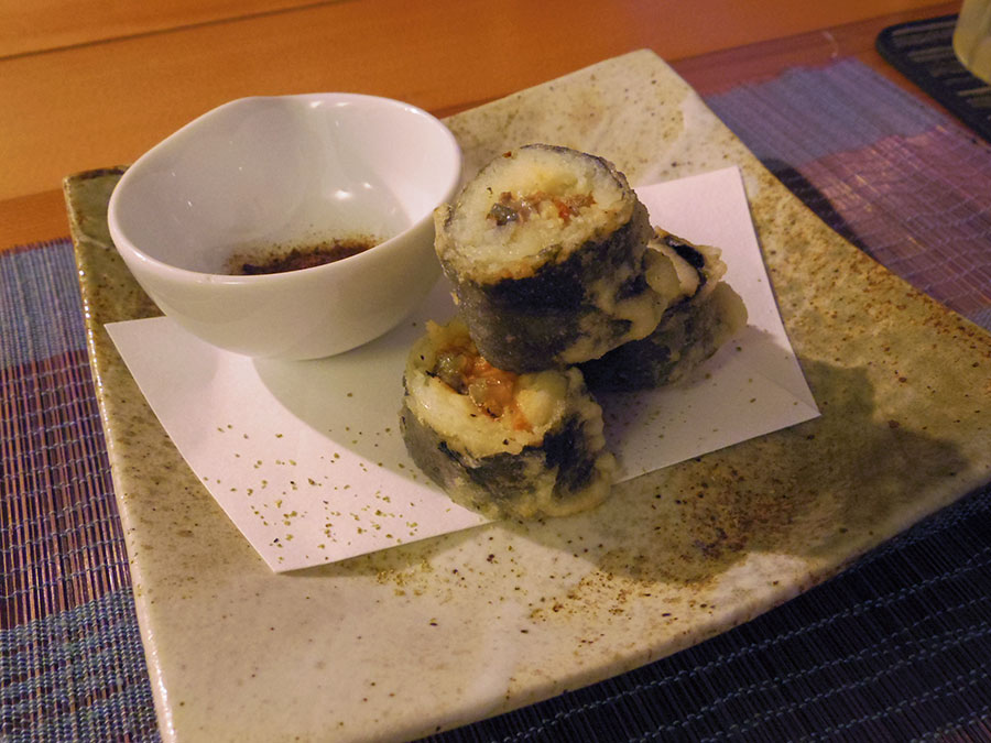くつろぎの宿てつ家の島じゃが芋と鰻の磯辺揚げ