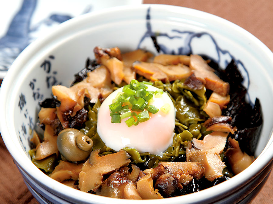 コンセーユのサザエ丼