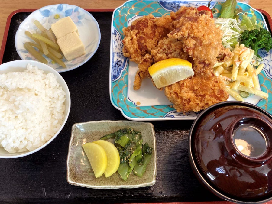 どんどんの唐揚げ定食