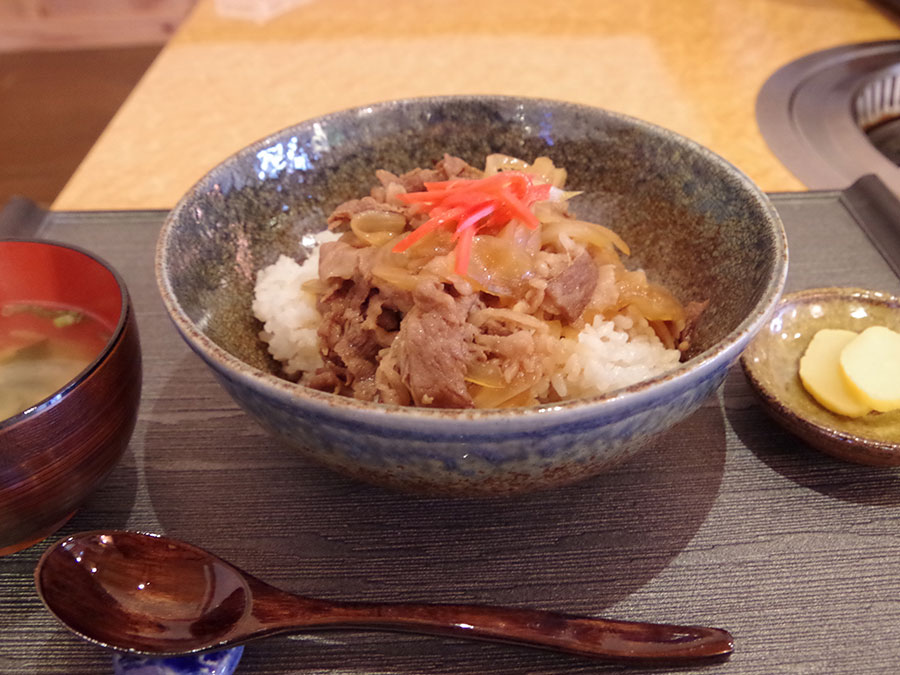 隠岐牛店の牛丼