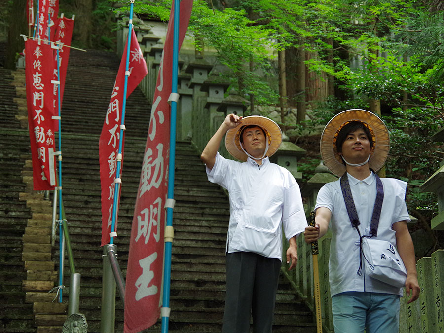 下山の様子