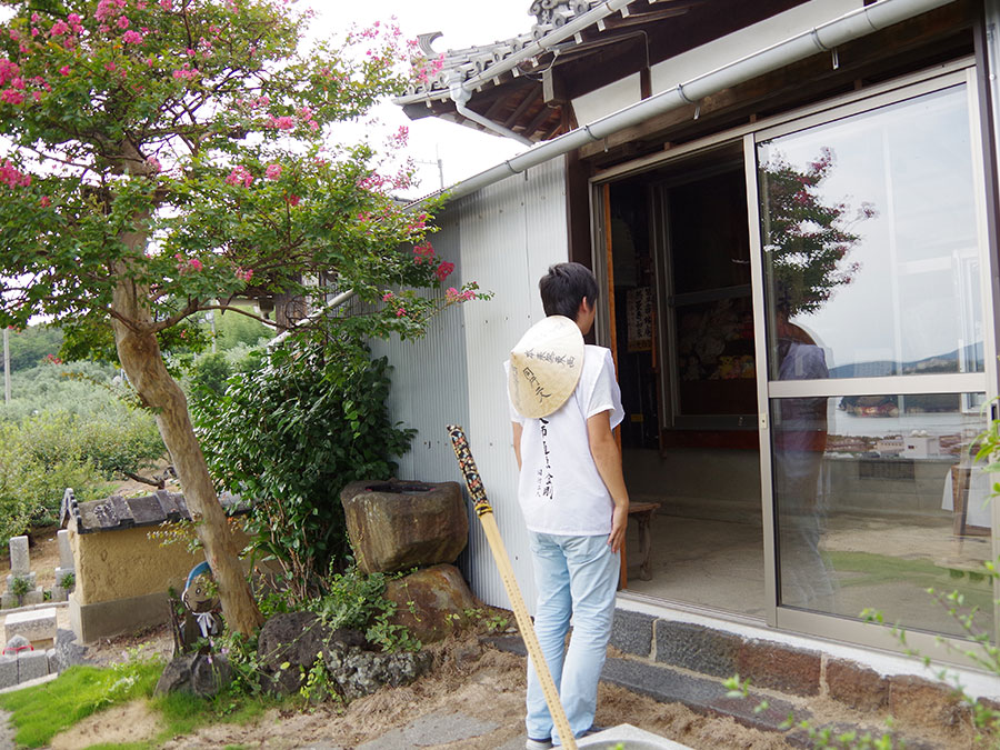 参拝の様子