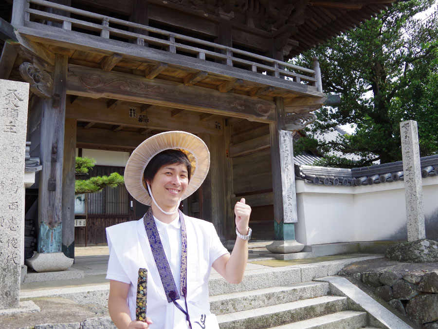 金剛寺の山門