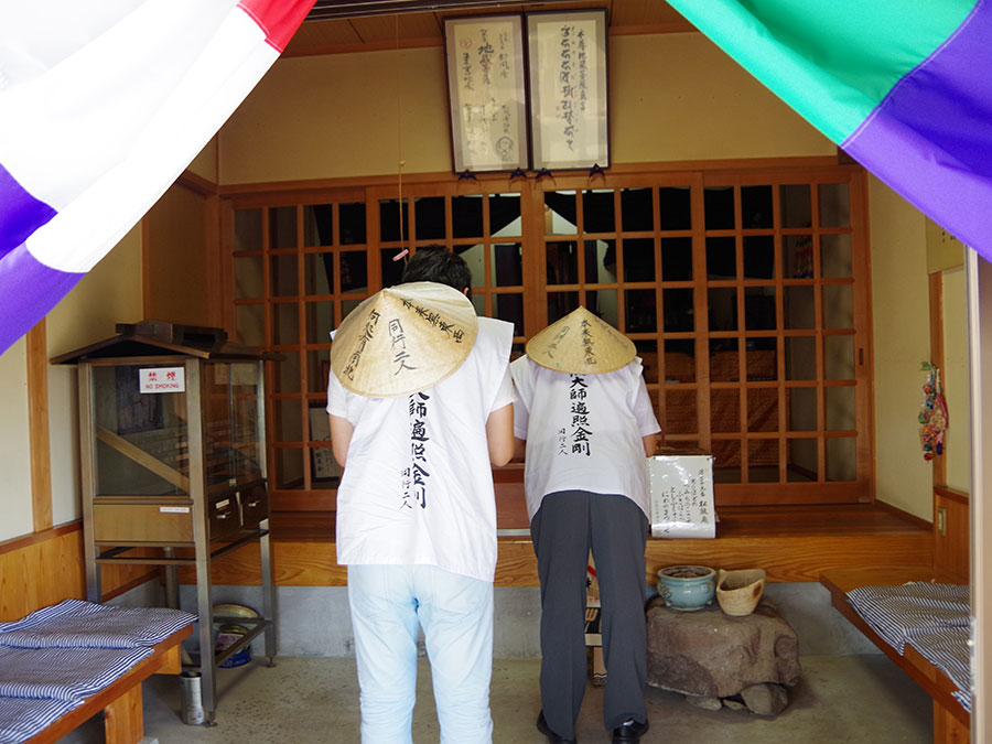 参拝の様子