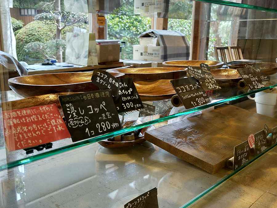 MORIKUNIベーカリーの店内