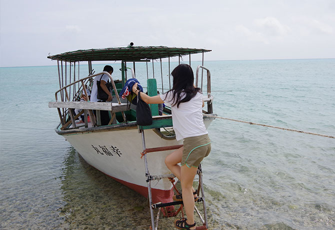 グラスボードに乗り込む