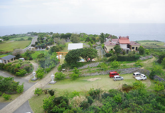展望台から見える与論城跡