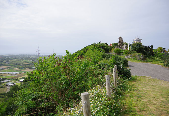与論城跡の頂上に到着