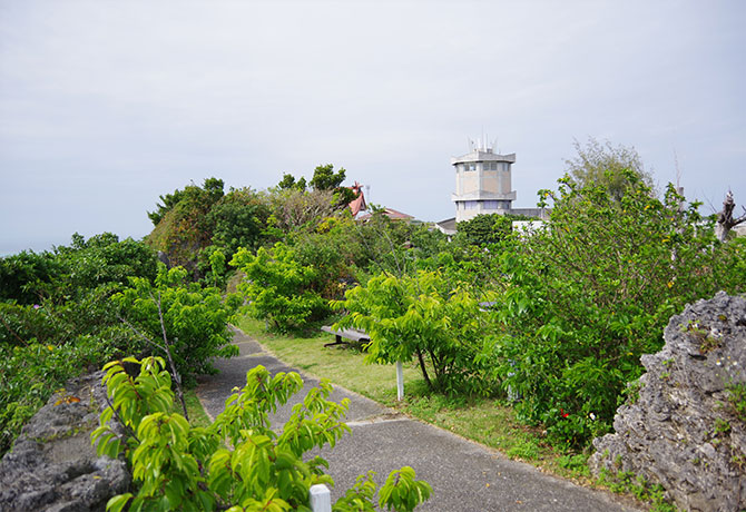 与論城跡の遊歩道