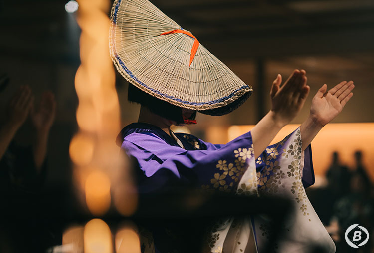 隠岐神楽と隠岐民謡を鑑賞しながら夕食