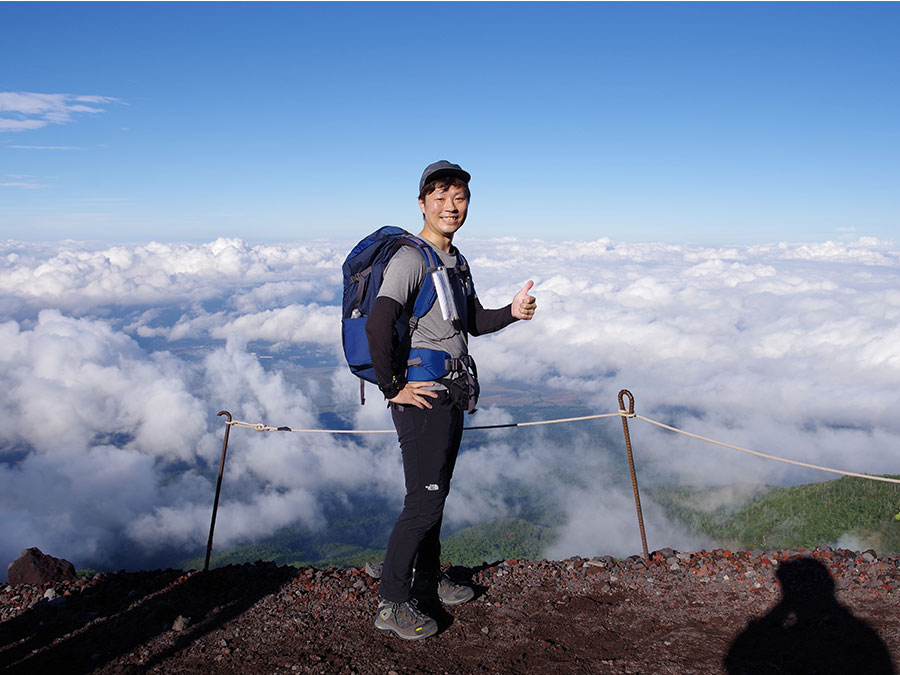 吉田口ルート六合目から七合目までの山道