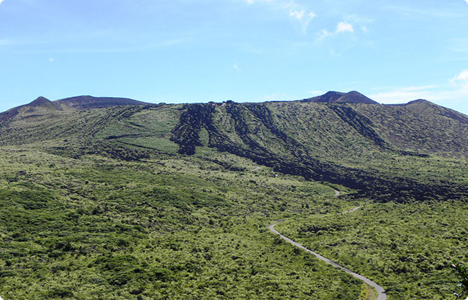 三原山