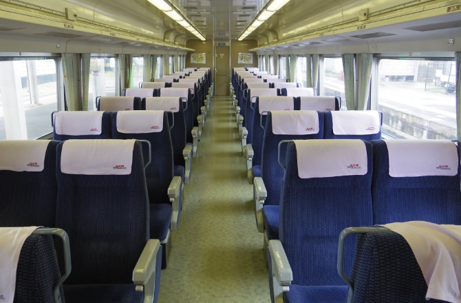 特急こうのとり車内