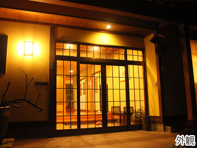 潮風香る内湯の宿かめや外観