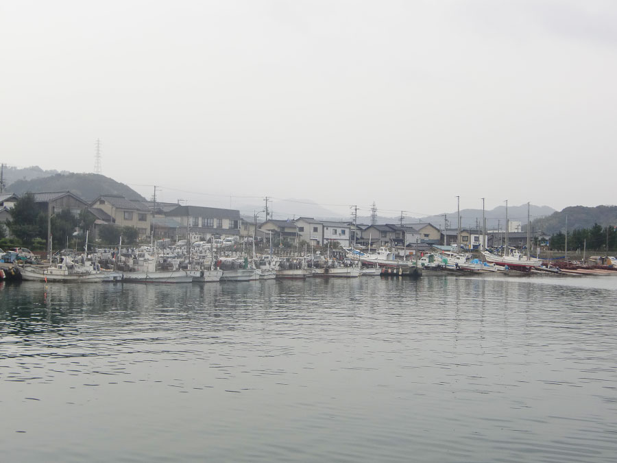 香住漁港西港