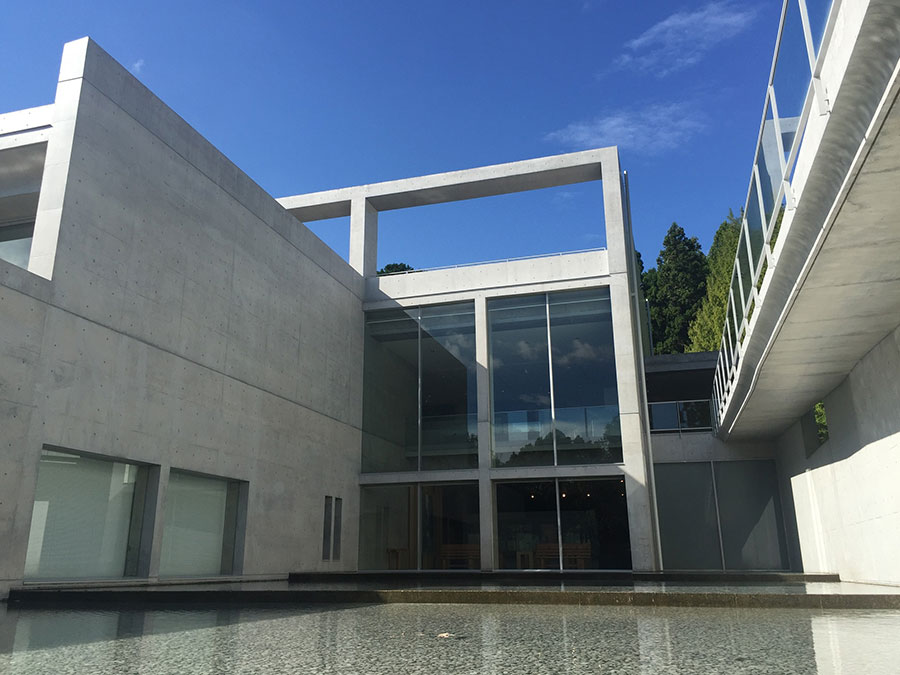横倉山自然の森博物館・外観