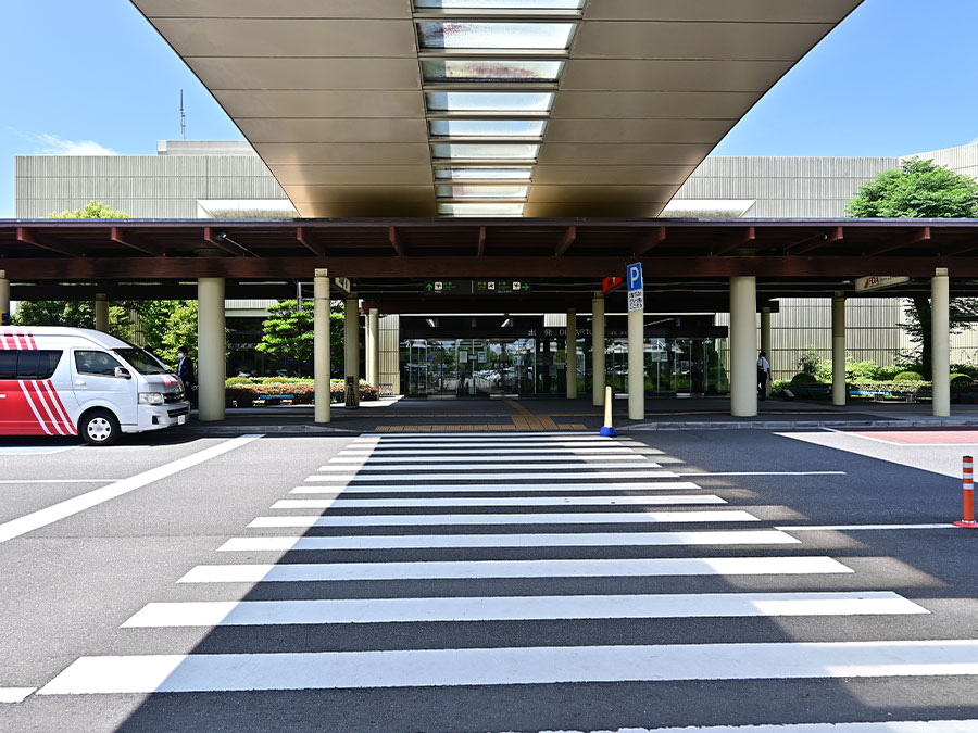 高知空港近くのレンタカー店舗へ送迎