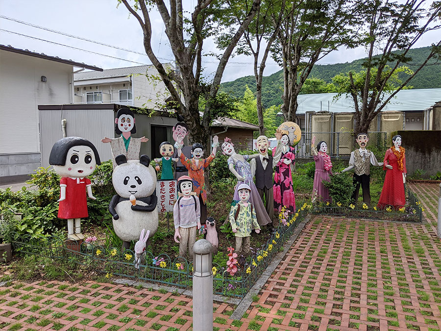 道の駅あぐり窪川の人形