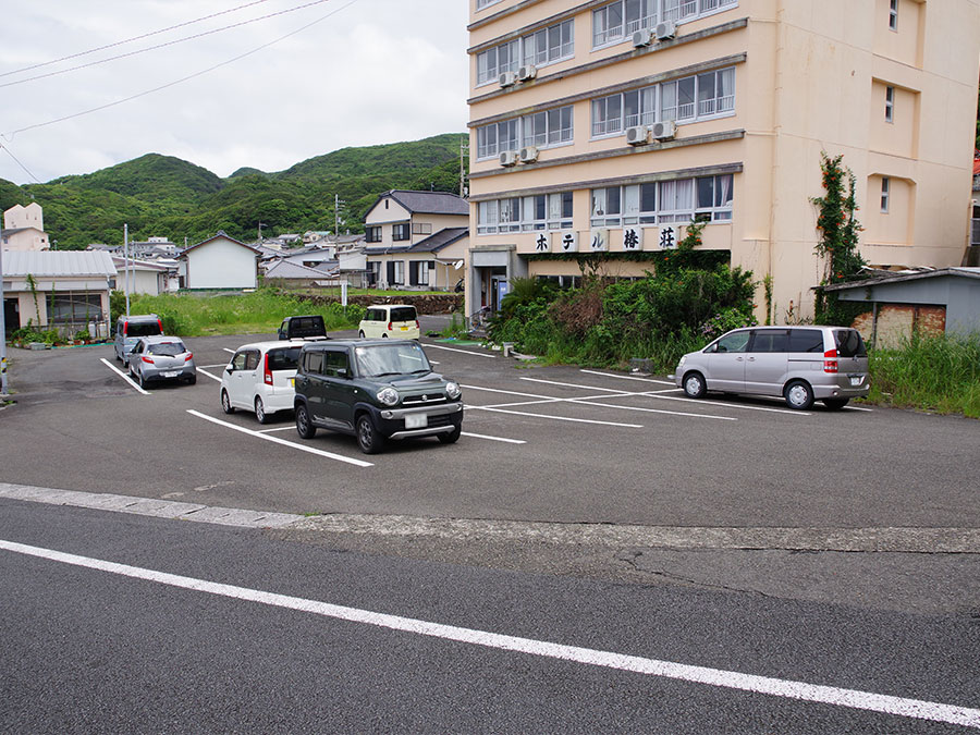 万次郎足湯の駐車場