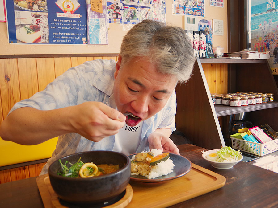 市場食堂ど久礼もんの海鮮スープカレー