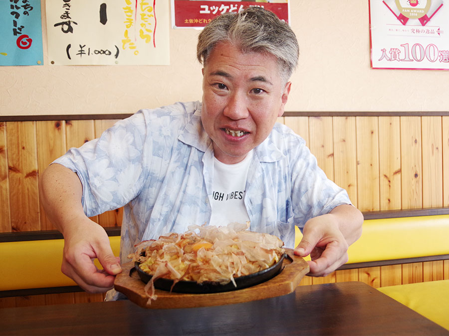 市場食堂ど久礼もんの焼きラーうどん