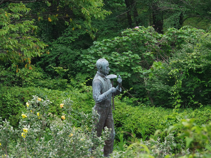 牧野富太郎像