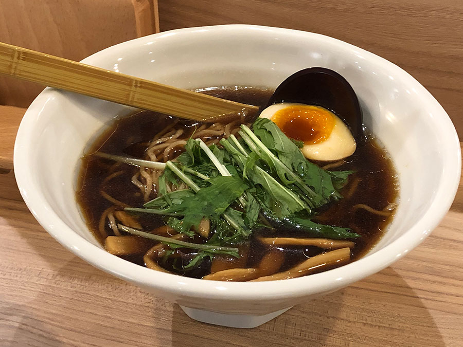 白浜らーめん柑月の醤油ラーメン