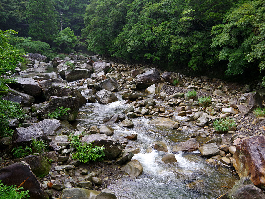 右会津川