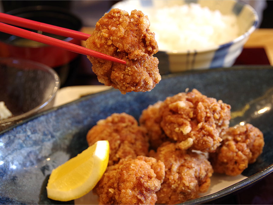 くろしおマルシェのとりからあげ定食