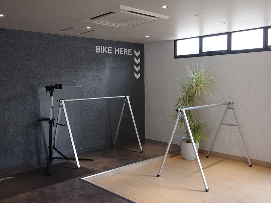 SEAMORE RESIDENCEの自転車置き場