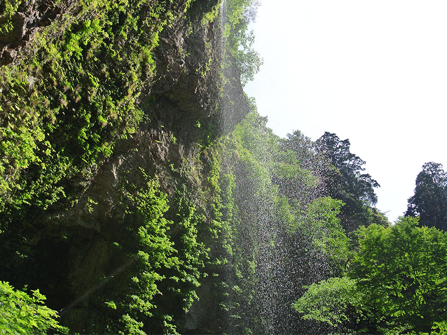 壇鏡の滝