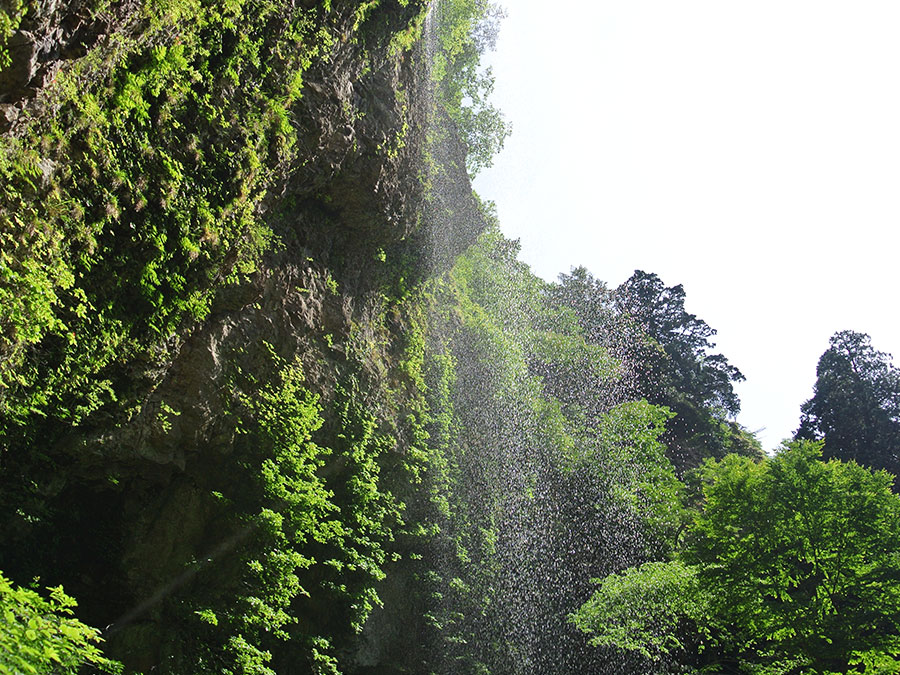 壇鏡の滝