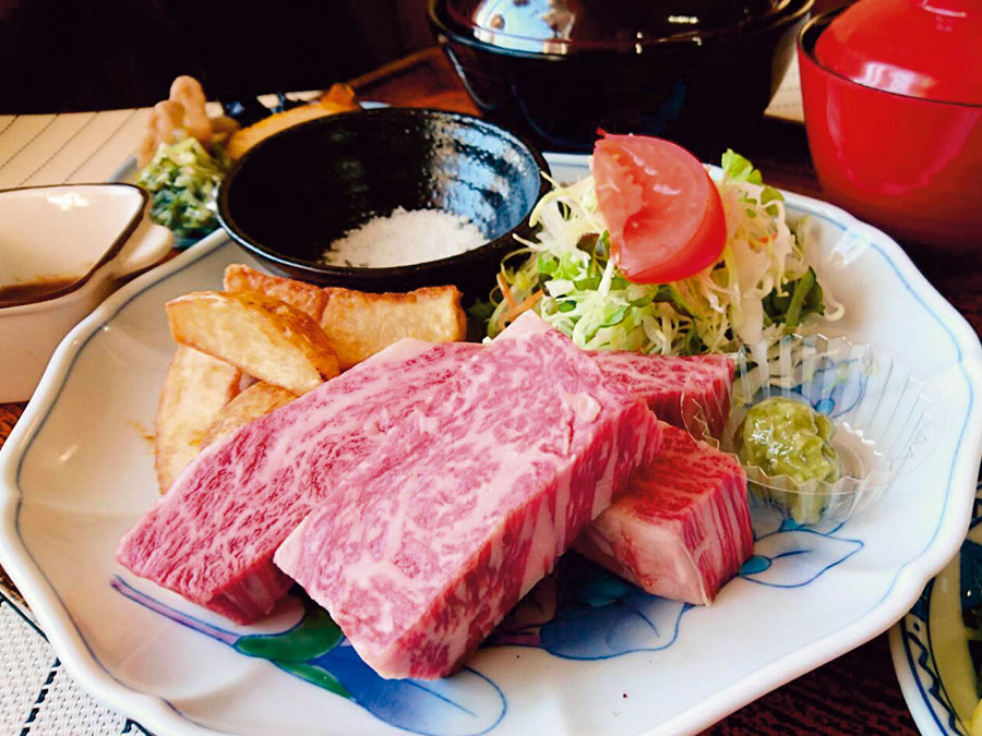 煉瓦屋の隠岐牛ステーキ定食