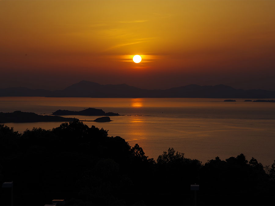 オリビアン小豆島夕陽ヶ丘ホテルからの夕陽