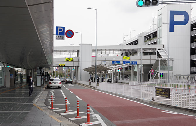 福岡空港駐車場