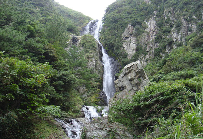 甑島
